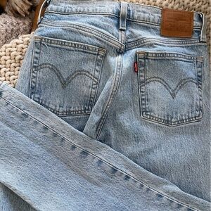 Levis Wedgie Jeans- Mid Rise- Light Wash